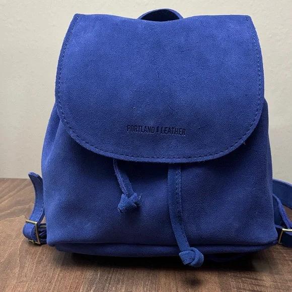 Portland Leather | Bags | Portland Leather Joni Blue Bucket  display picture 3